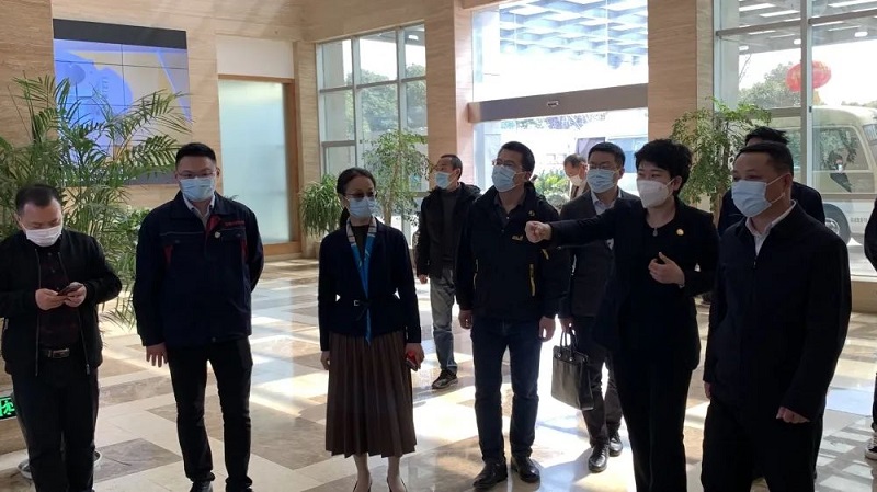 副市長張慶帶領科技鎮長團成員走訪江蘇金鷹流體機械